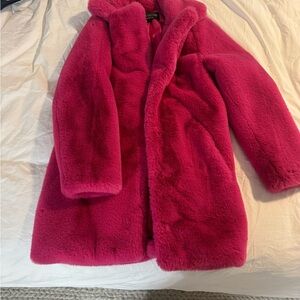 Cozy Pink Faux Fur Woman’s Coat